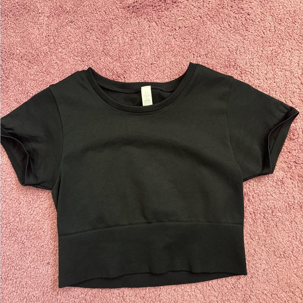 Aerie Black fitted cropped Tee